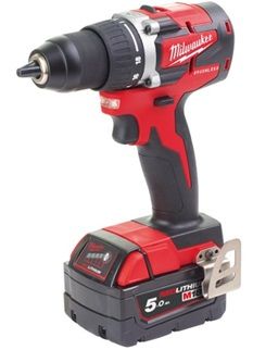 Milwaukee M18 Perceuse Visseuse À Sans Balais CBLDD-0 , avec chargeur, 2x 5A batterie ,sans valise